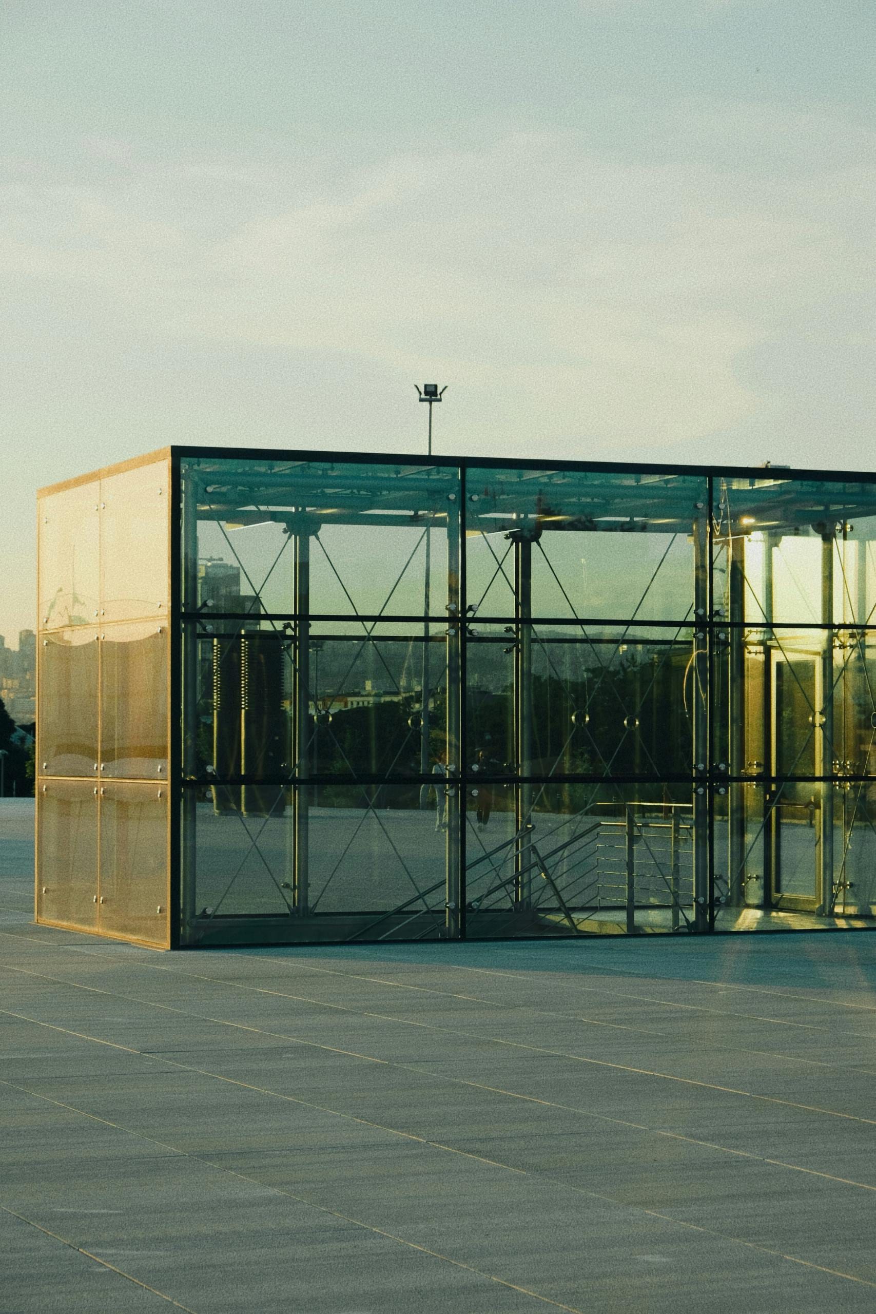 Spider Glazing & Glass Facade Systems — 8